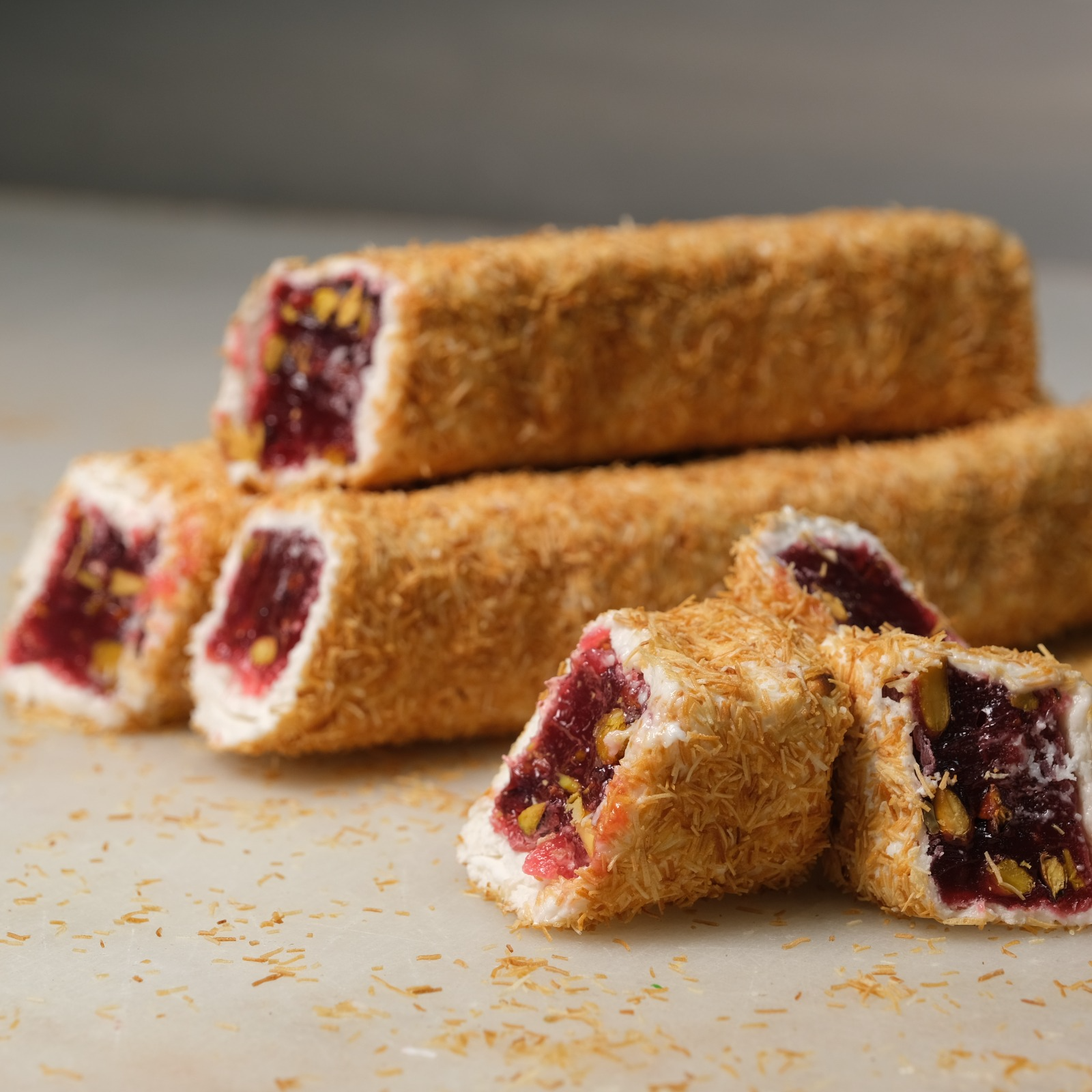 Kadayıf Kaplı Sarma Lokum